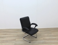 Black Faux Leather Meeting Chairs With Folding Back - Thumb 6