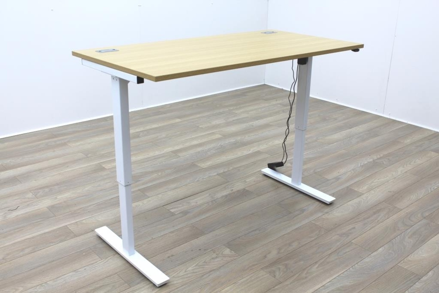 Adjustable sit stand office desk